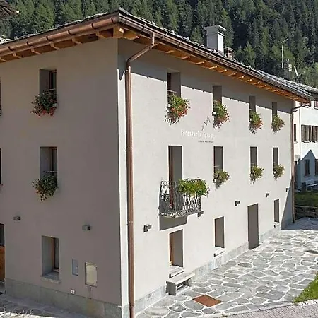Lägenhetshotell Foresteria Spluga 3*