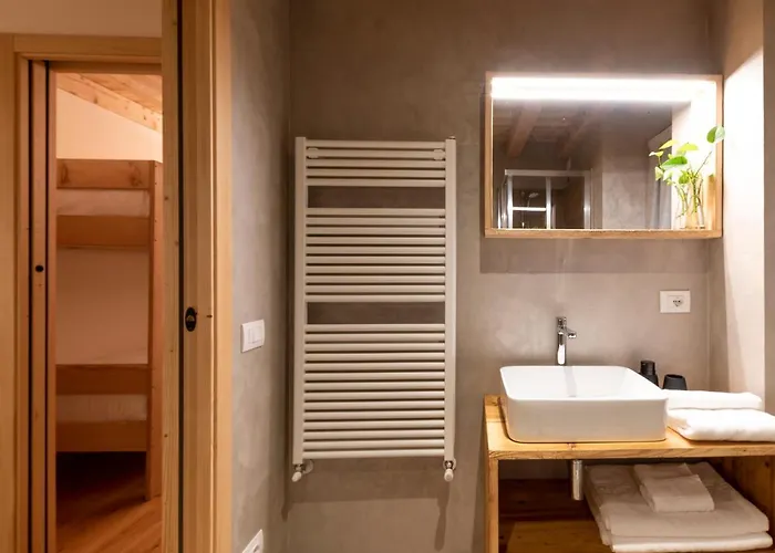 Foresteria Spluga Aparthotel 3*